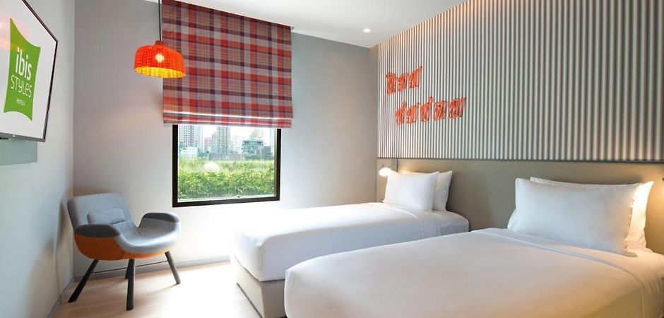 ibis styles bangkok sukhumvit 4 email address